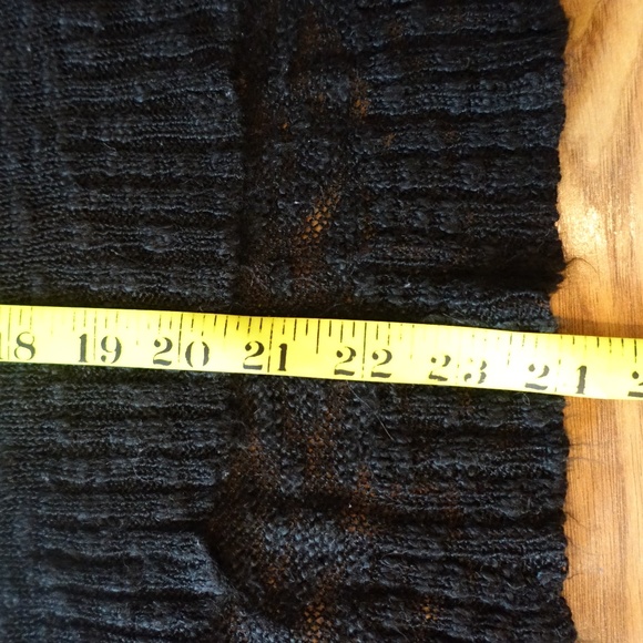 Light Slub Black Hi Low Sweater With White Heart - Picture 5 of 7